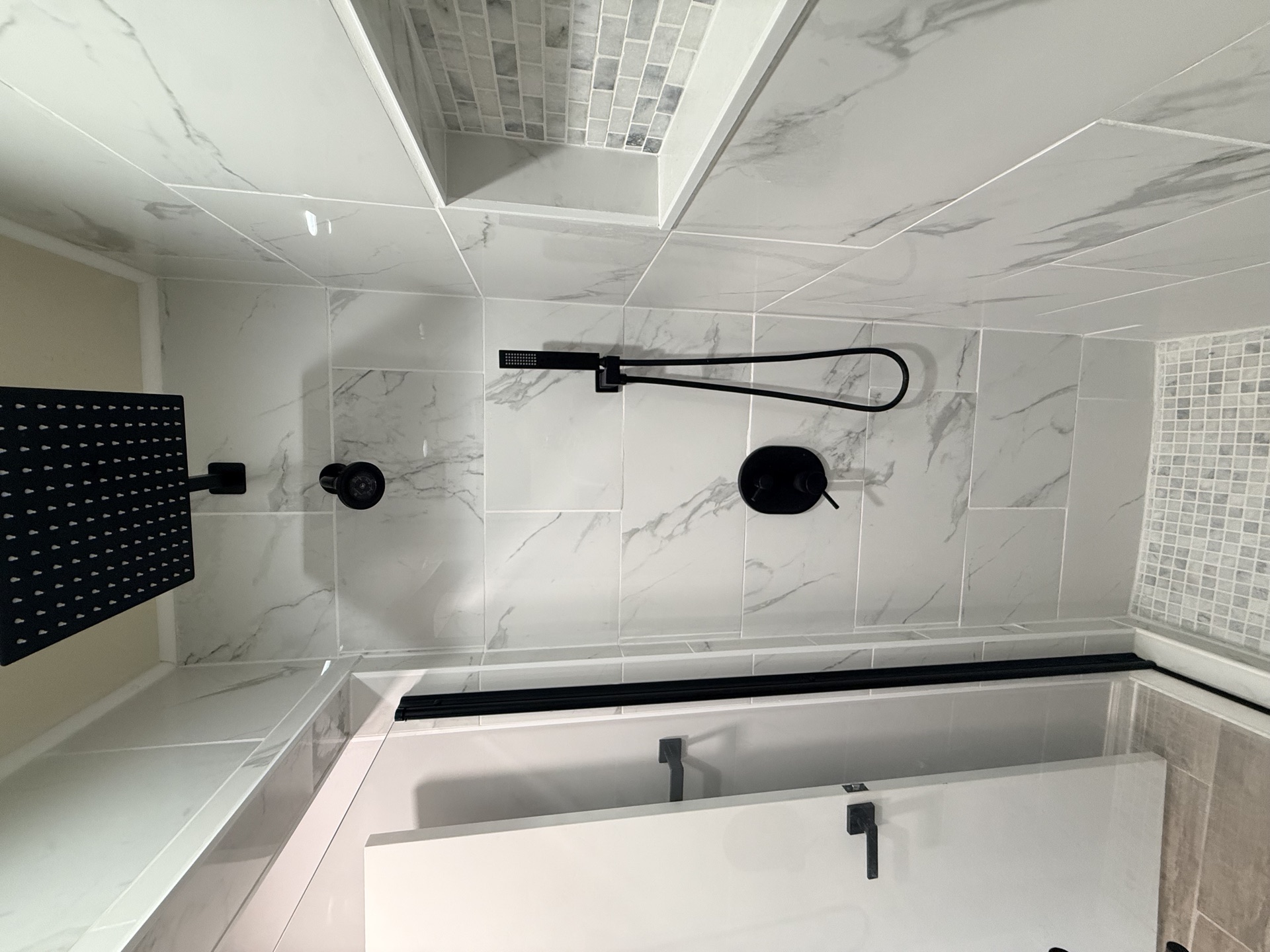 Primary shower